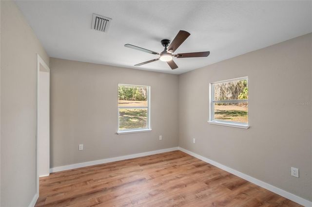 983 S COUNTY ROAD 21, Hawthorne, FL 32640