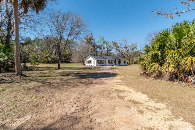 983 S COUNTY ROAD 21, Hawthorne, FL 32640