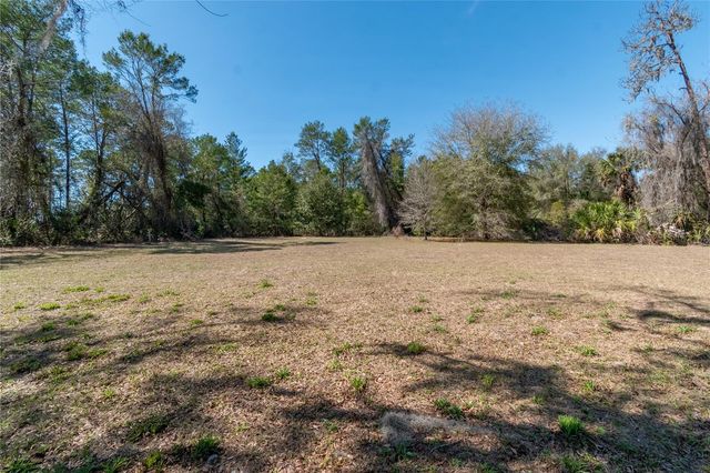 983 S COUNTY ROAD 21, Hawthorne, FL 32640
