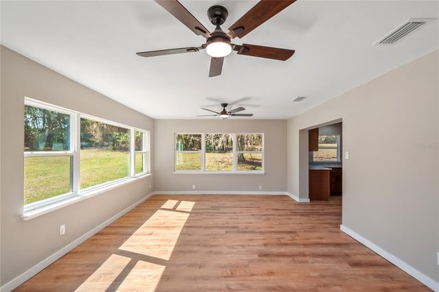 983 S COUNTY ROAD 21, Hawthorne, FL 32640