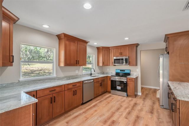 983 S COUNTY ROAD 21, Hawthorne, FL 32640