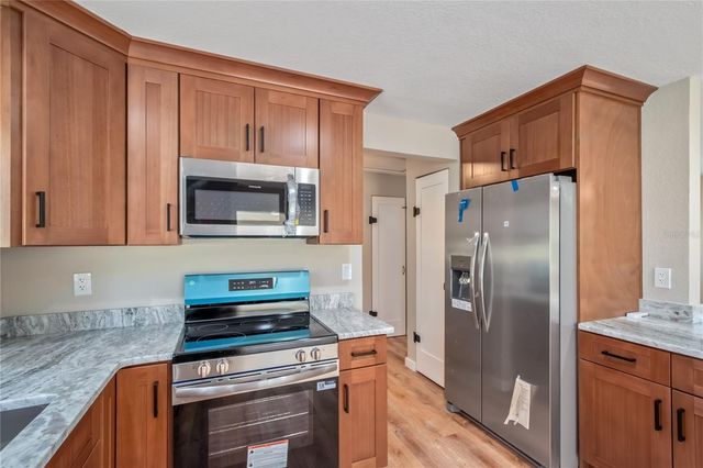 983 S COUNTY ROAD 21, Hawthorne, FL 32640