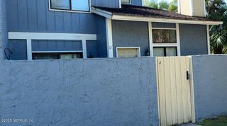 3517 PEELER Road, 13, Jacksonville, FL 32277