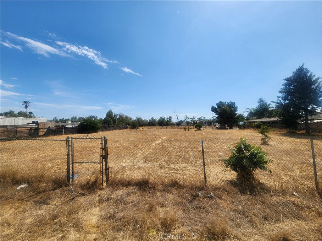 27573 Jackson St, Menifee, CA 92585 — exterior