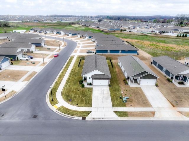 2405 Quinn Dr, White House, TN 37188