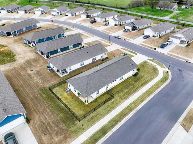 2405 Quinn Dr, White House, TN 37188