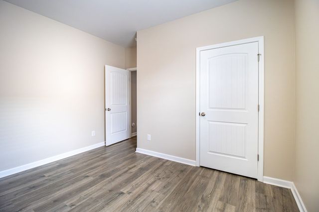 2405 Quinn Dr, White House, TN 37188