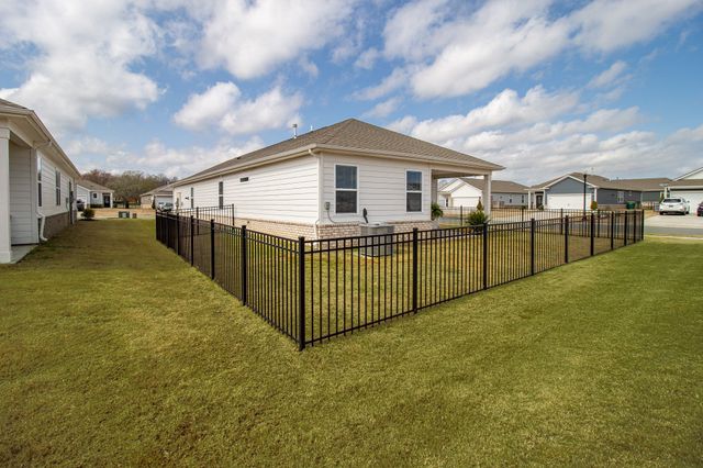 2405 Quinn Dr, White House, TN 37188