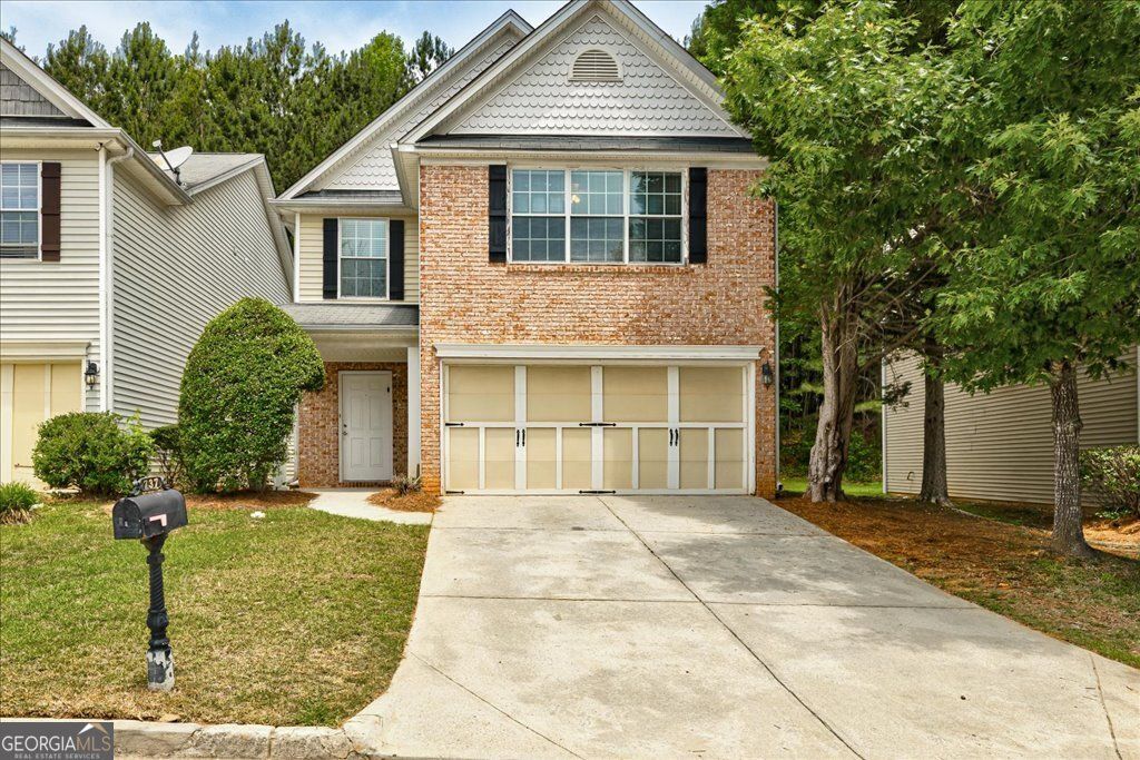 737 Shadow Lake Drive, Lithonia, GA 30058