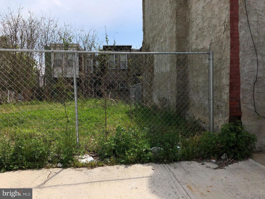 2906 PAGE ST, Philadelphia, PA 19121