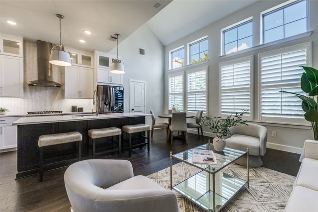 5184 Brickellia Drive, Dallas, TX 75209