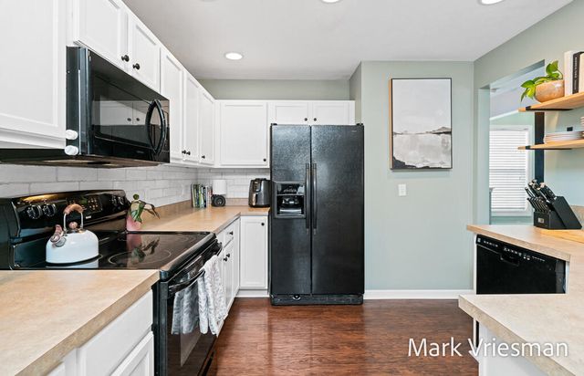 7938 Brewer Woods Court, Byron Center, MI 49315