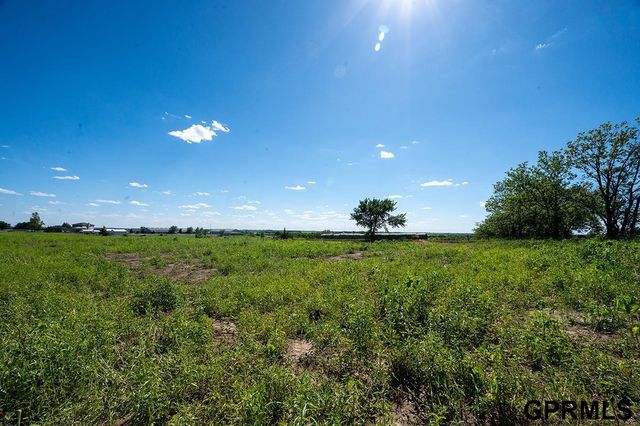 1401 ridge Road, Hickman, NE 68372