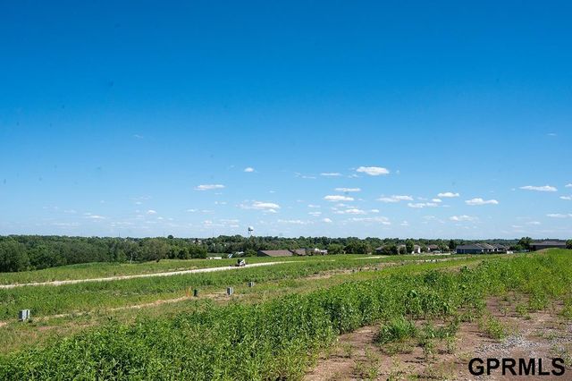 1401 ridge Road, Hickman, NE 68372