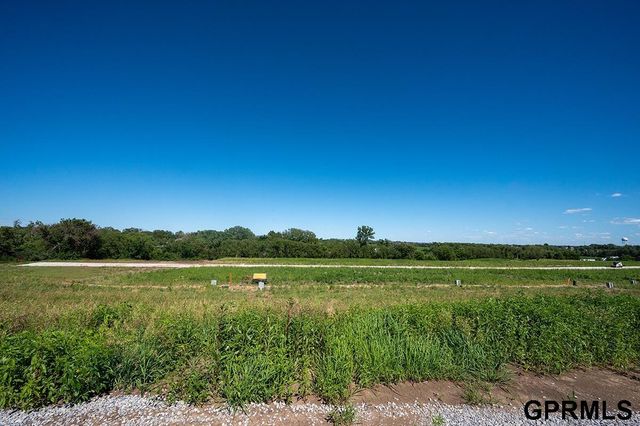 1401 ridge Road, Hickman, NE 68372