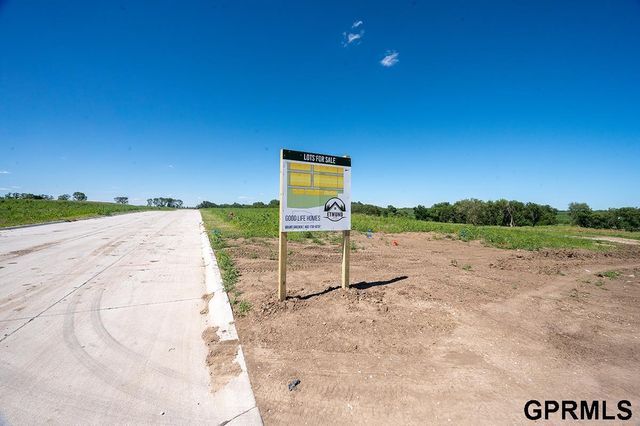 1401 ridge Road, Hickman, NE 68372