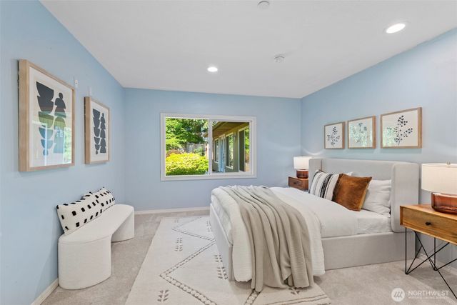 9223 128th Avenue NE, Kirkland, WA 98033