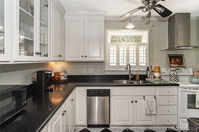 816 Greenland Drive, Fayetteville, NC 28305