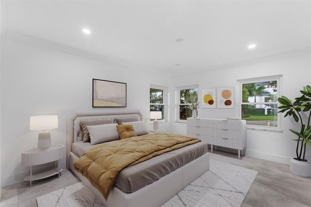 115 RAFAEL BOULEVARD NE, St Petersburg, FL 33704