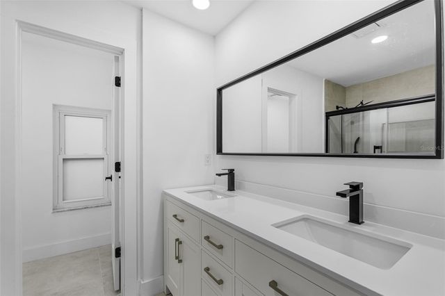 115 RAFAEL BOULEVARD NE, St Petersburg, FL 33704