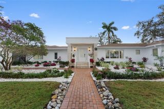 115 RAFAEL BOULEVARD NE, St Petersburg, FL 33704