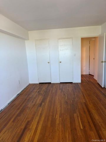 144-63 35th Avenue 6F, Flushing, NY 11354