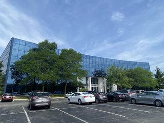 650 E Algonquin Road, Schaumburg, IL 60173