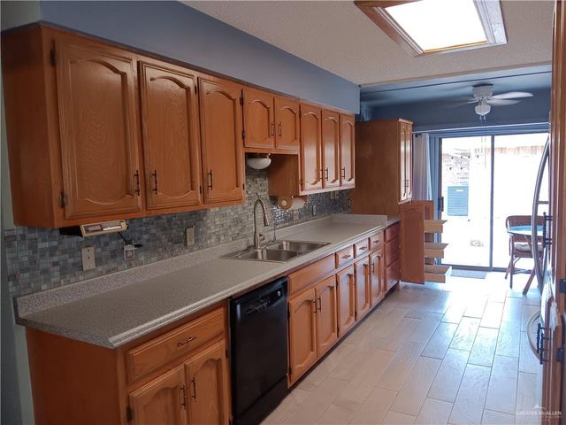 1906 Wilson Street, Mission, TX 78572