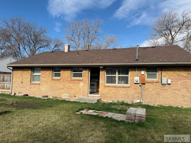 275 Linden Drive, Idaho Falls, ID 83401