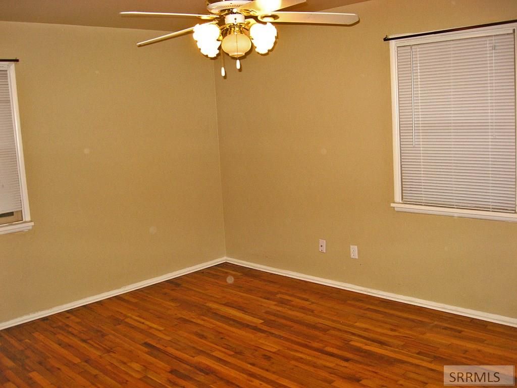 Image 9 of property listing at 275 Linden Drive, Idaho Falls, ID 83401