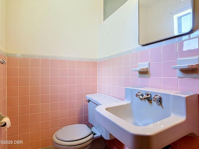 1926 Papaya Drive, South Daytona, FL 32119
