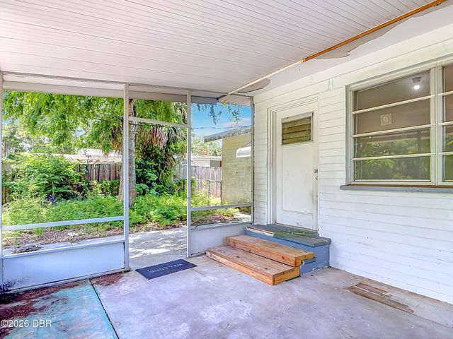 1926 Papaya Drive, South Daytona, FL 32119