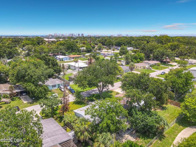 1926 Papaya Drive, South Daytona, FL 32119