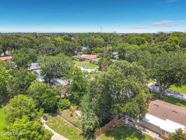 1926 Papaya Drive, South Daytona, FL 32119