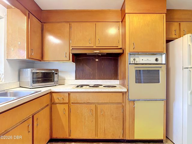 1926 Papaya Drive, South Daytona, FL 32119