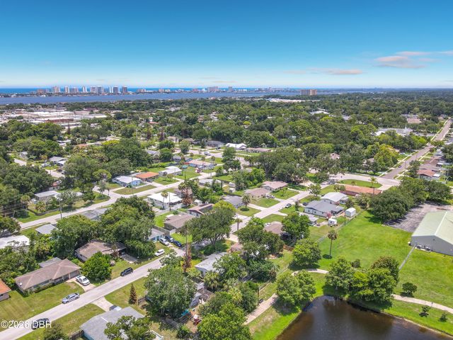 1926 Papaya Drive, South Daytona, FL 32119