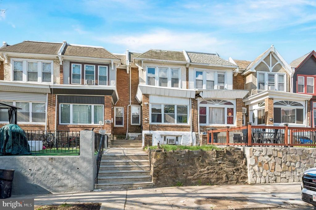 854 FOULKROD ST, Philadelphia, PA 19124