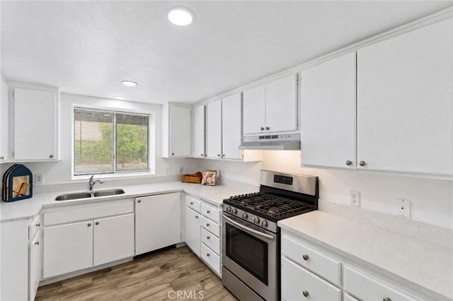 15797 Paine, Fontana, CA 92336