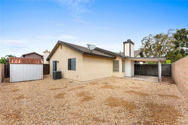 15797 Paine, Fontana, CA 92336