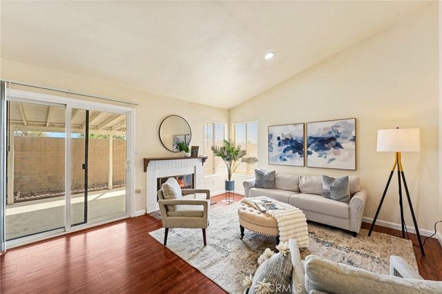 15797 Paine, Fontana, CA 92336