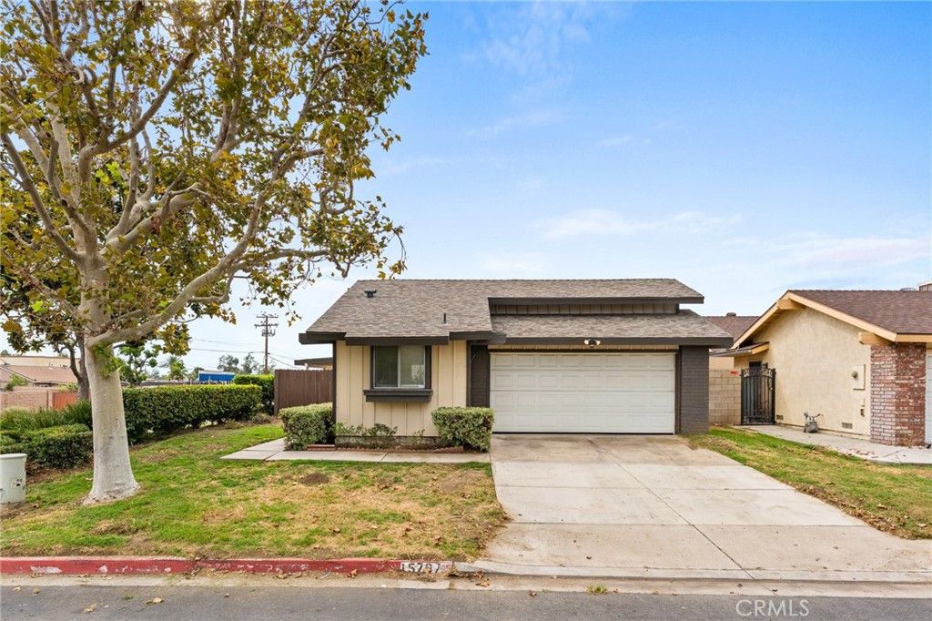 15797 Paine, Fontana, CA 92336
