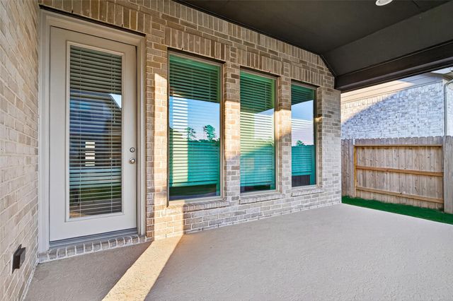 14727 Band Tailed Pigeon Court, Magnolia, TX 77354