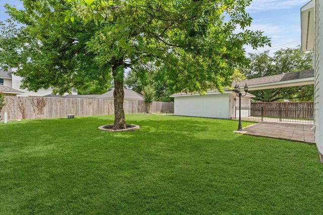 9202 State Walk Circle, Houston, TX 77064