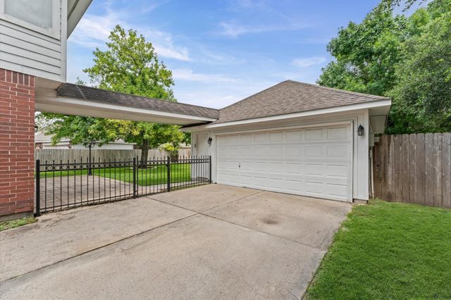 9202 State Walk Circle, Houston, TX 77064