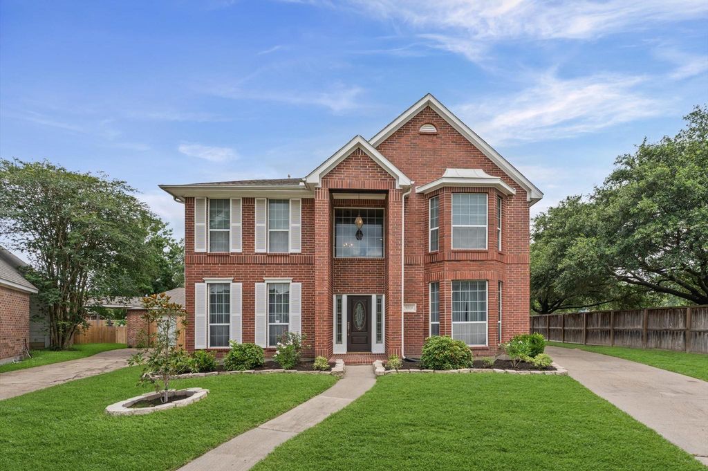 9202 State Walk Circle, Houston, TX 77064