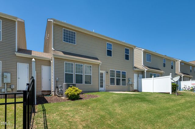 713 Garden Square Lane, Morrisville, NC 27560