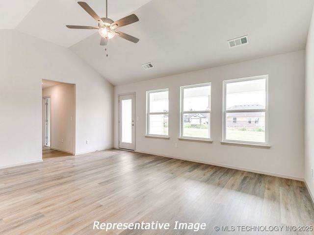 3421 E 153rd Street S, Bixby, OK 74008