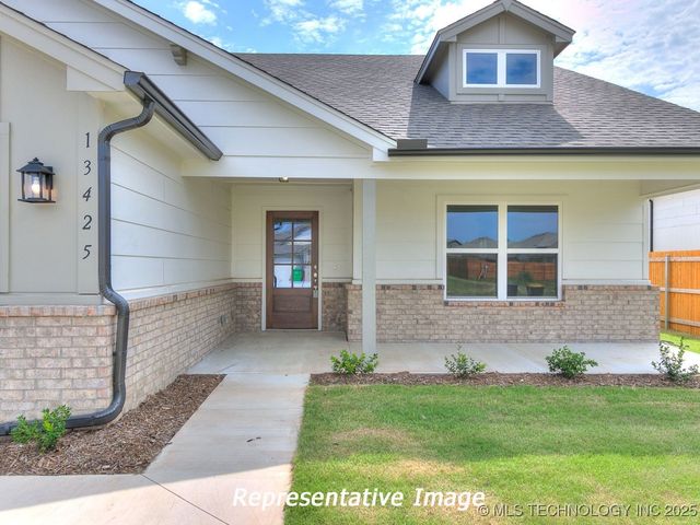 3421 E 153rd Street S, Bixby, OK 74008