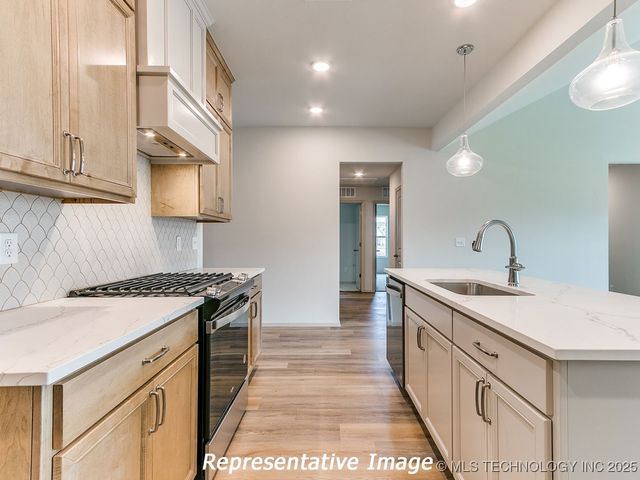 3421 E 153rd Street S, Bixby, OK 74008