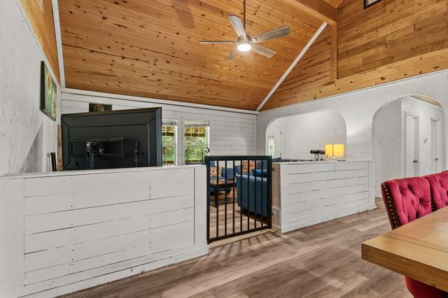 9 Wood Forest Drive, New Waverly, TX 77358